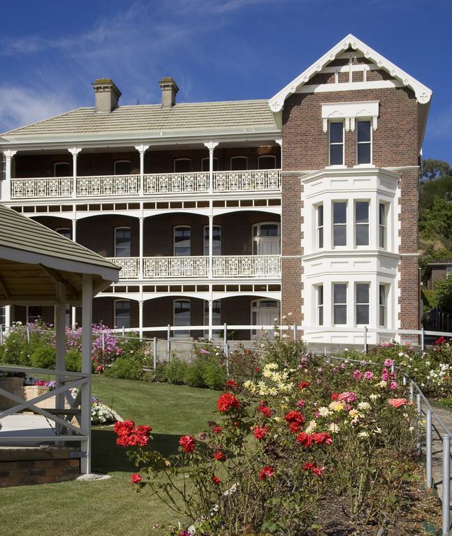 Auldington Hotel Launceston Buitenkant foto
