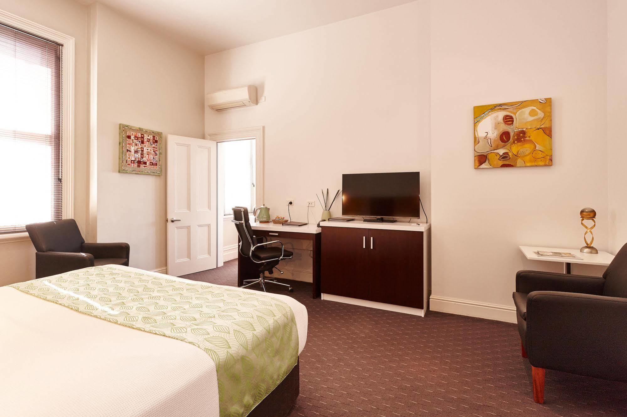 Auldington Hotel Launceston Buitenkant foto